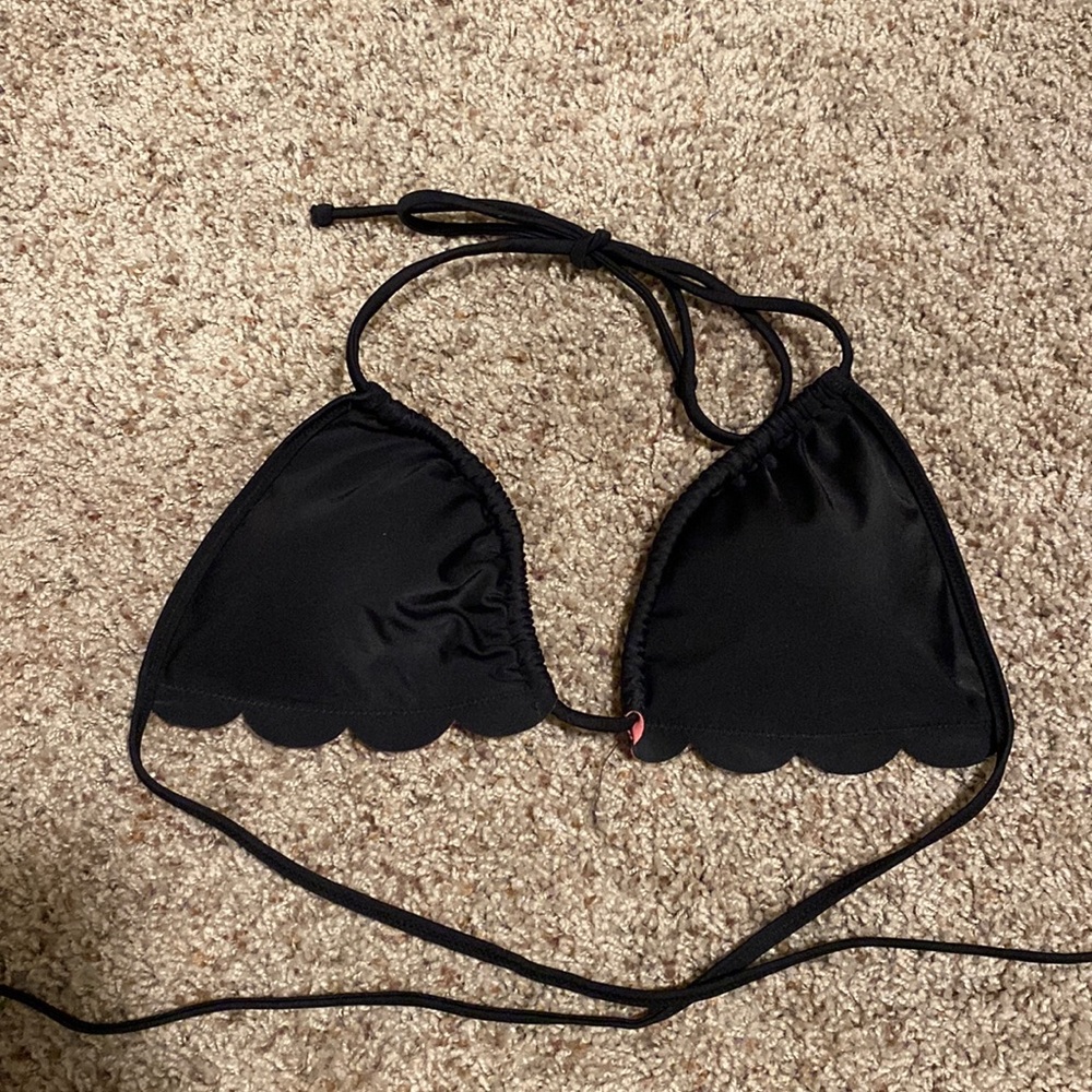 Victoria’s Secret PINK scalloped black triangle bikini top M